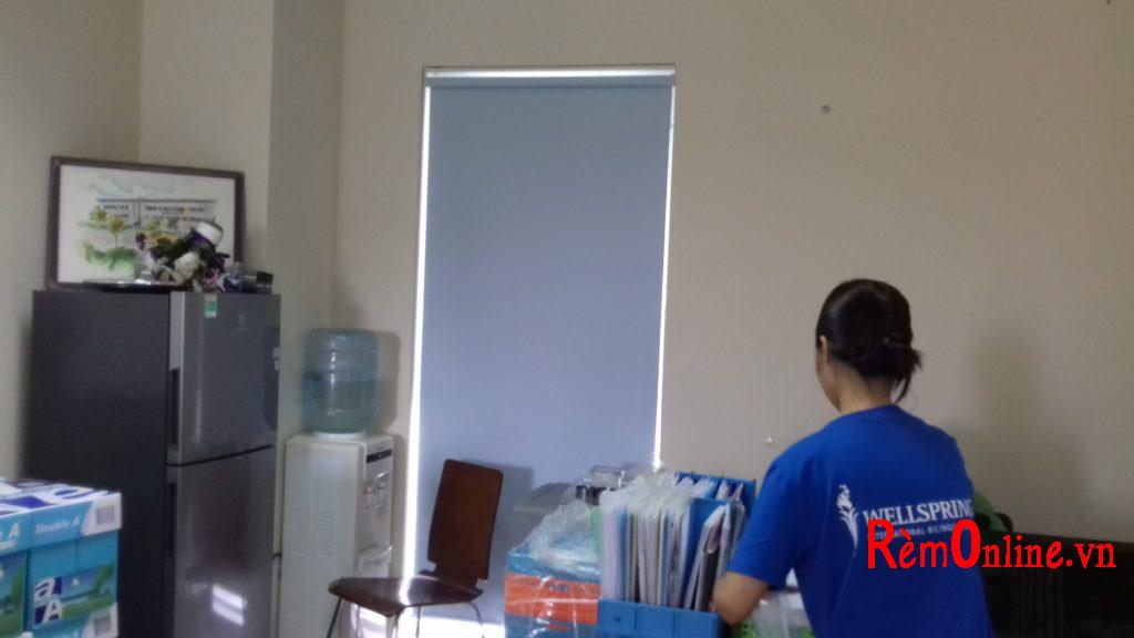 rèm cuốn cản sáng 100%