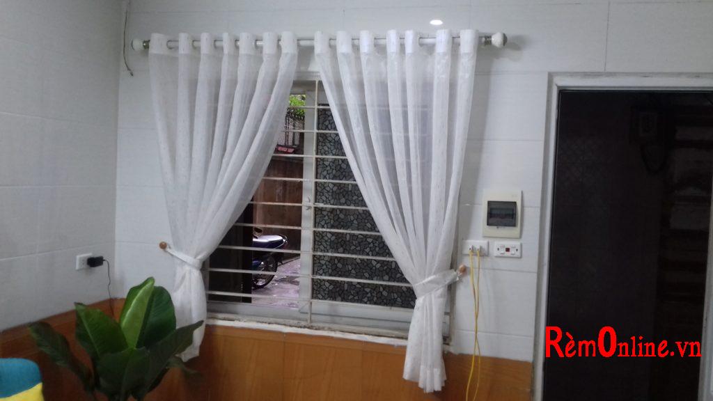 RÈM VẢI VON, RÈM TRANG TRÍ RẤT ĐẸP GIÁ CHỈ 350/M CỬA
