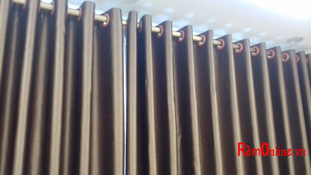 rèm vải may ô rê, ống rèm đều nhau tạo sóng đẹp, có nhiều mẫu vải khác nhau