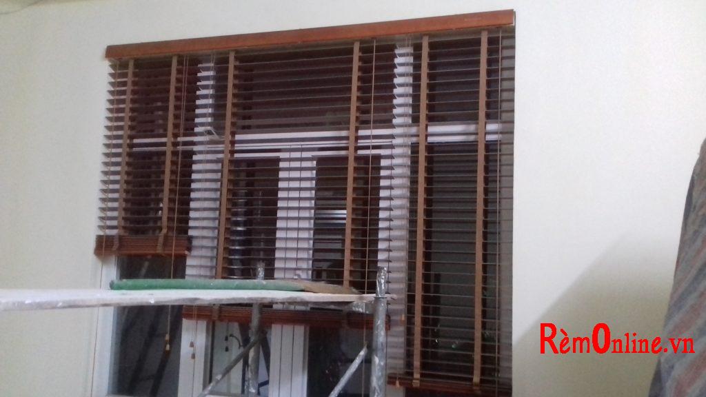 cách sử dụng rèm gỗ