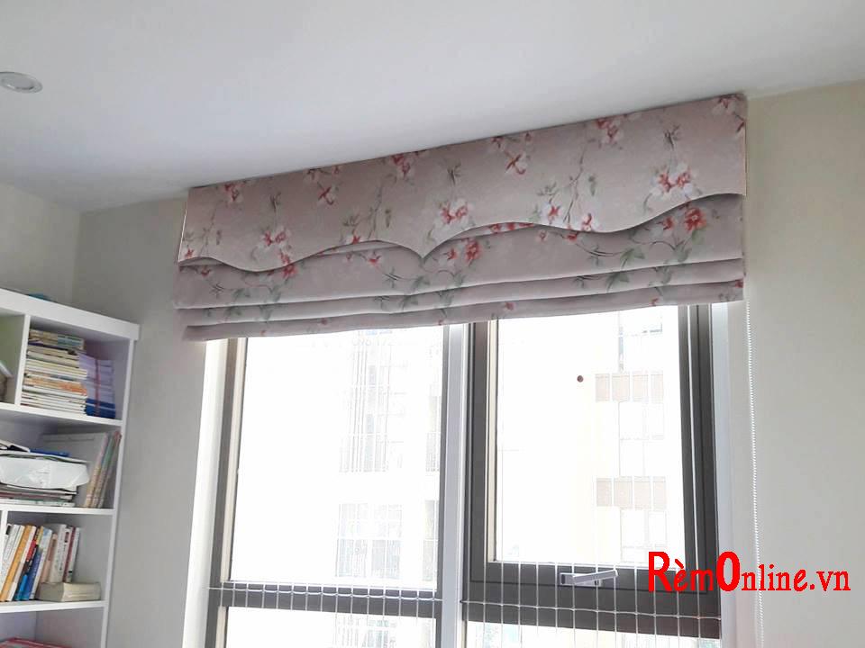rèm rô man tại lê trọng tấn