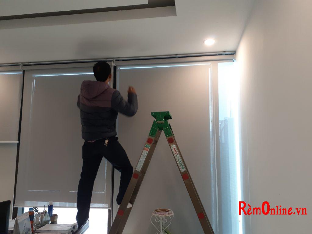 1m rèm cuốn giá bao nhiêu