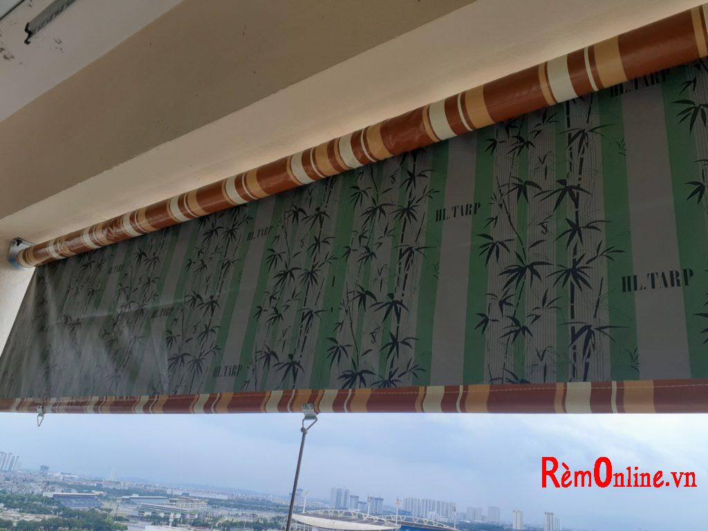lắp đặt bạt che mưa che nắng ở ban công chung cư