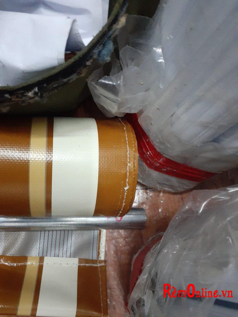 lắp đặt bạt che mưa che nắng ở ban công chung cư