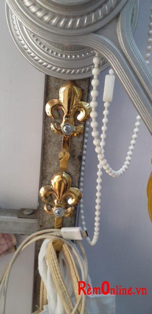 trụ đỡ thanh rèm dây kéo rèm